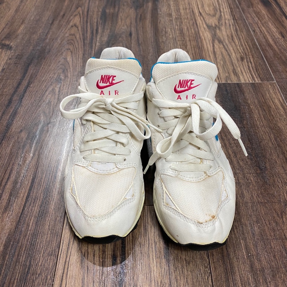 Vintage 90’s Nike Air Icarus